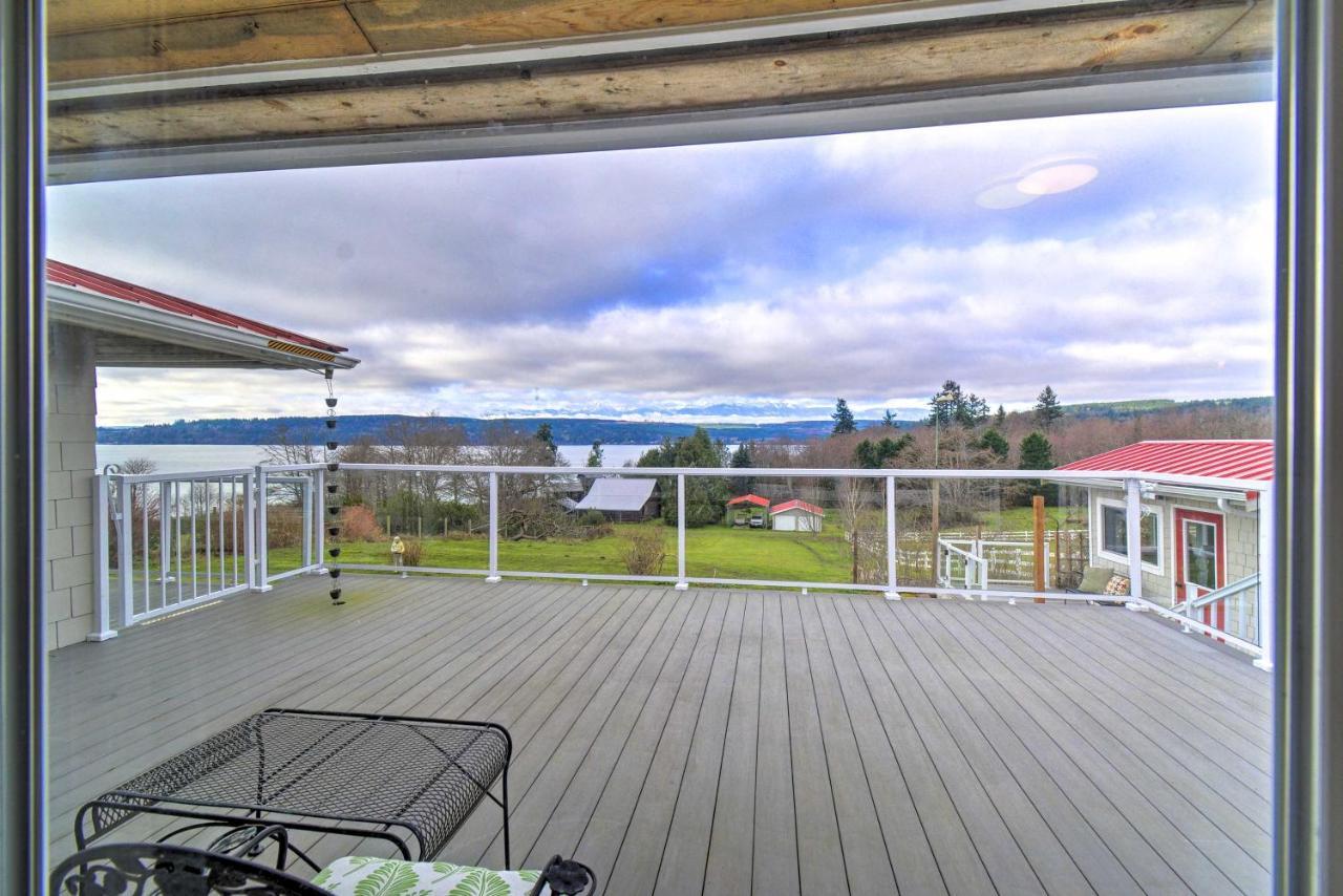 Breathtaking Port Ludlow Home With Deck And Yard Exterior foto